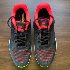 NIKE Women’s Nike Training City Trainer (Nike Comfort Footbed)